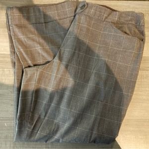Avenue Stretch brand, women's 22 average, Brown with pink pinstripe